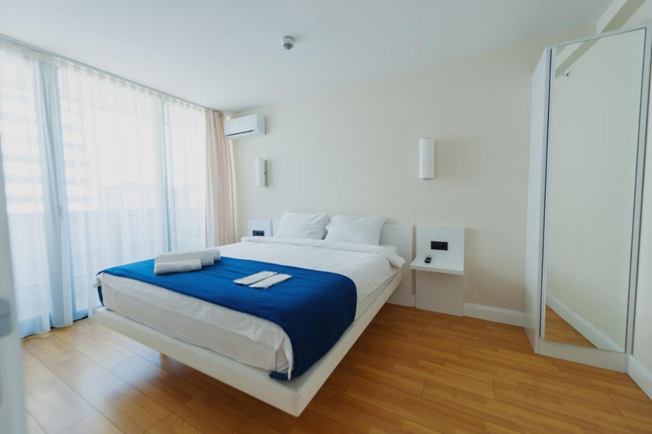 Orbi City Sea View Batumi Exterior photo
